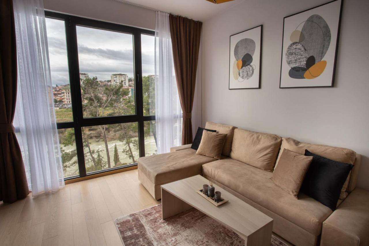 פודגוריצה Lina - Pg, Moraca River Apartment מראה חיצוני תמונה